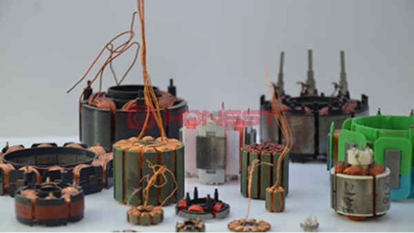 怎樣選擇合適的電機(jī)繞線機(jī)設(shè)備？