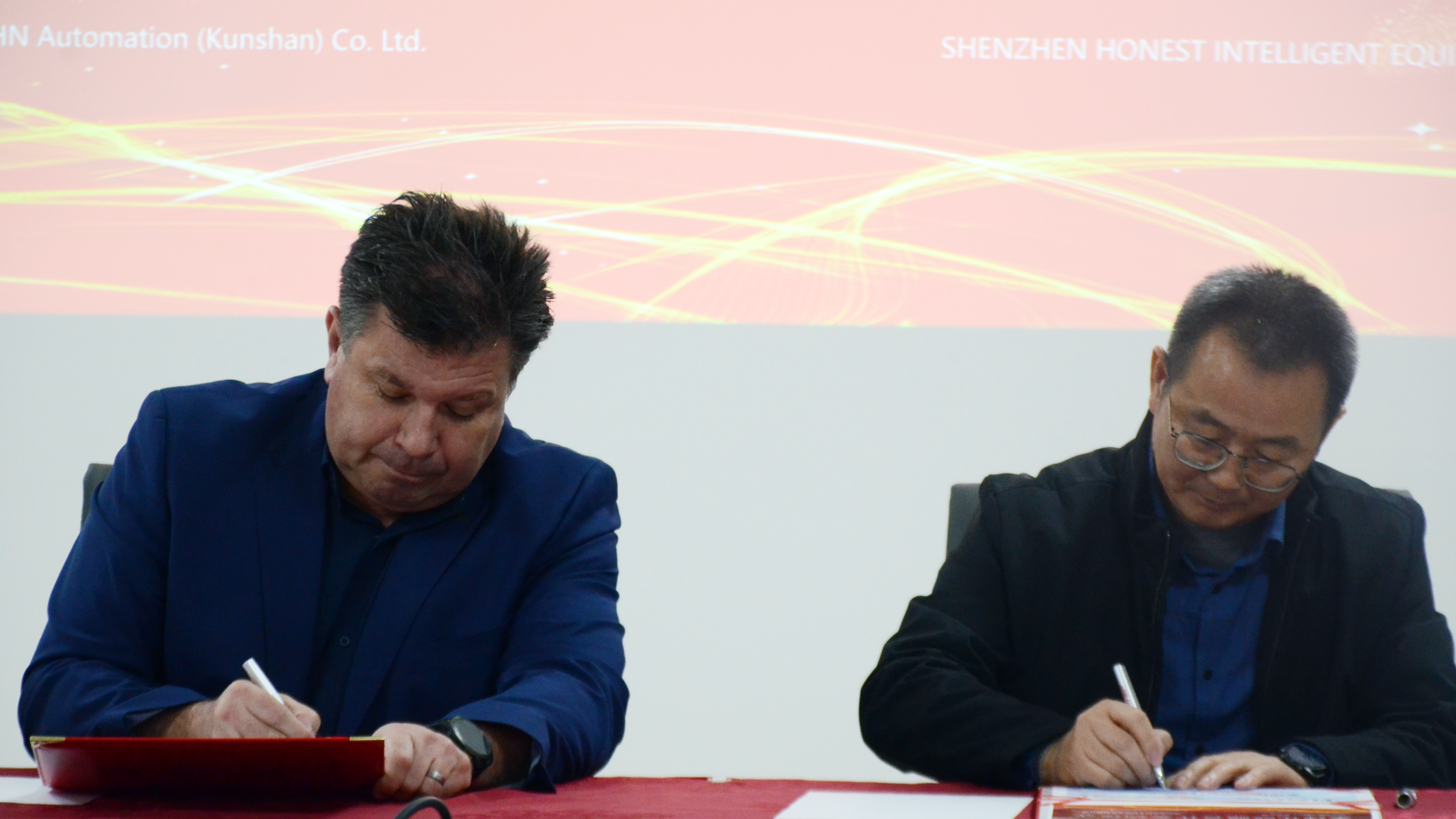 合利士與HAHN Automation（德涵自動(dòng)化）強(qiáng)強(qiáng)聯(lián)手，共謀歐洲市場(chǎng)新篇章！